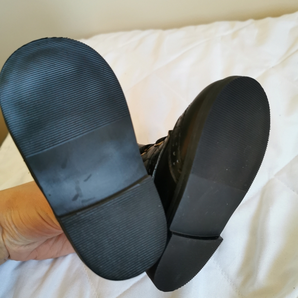 SOLD ON FB- Little Eva Rose & Co Black Leather boots (size 5- baby) - Picture 3 of 14